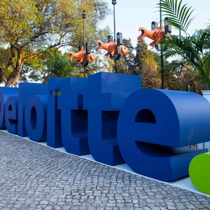 DELOITTE